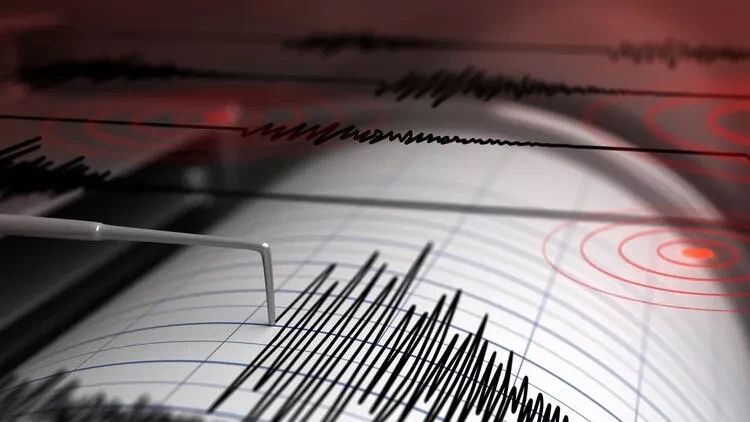 Balıkesir Sındırgı’da 5 büyüklüğünde deprem