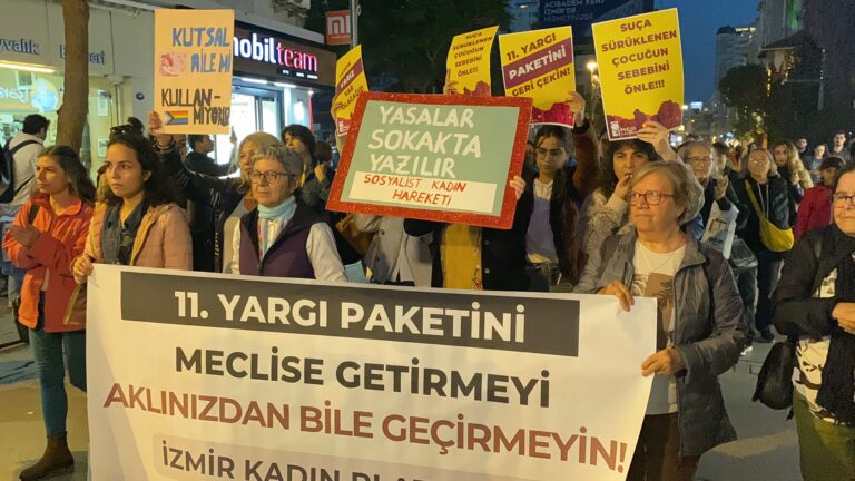 İzmir Kadın Platformu’ndan 11’inci Yargı Paketi’ne tepki: “Bedenimiz ve yaşamımız denetime tabi olamaz”