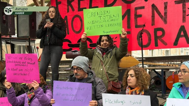 Zürih’te Göç İdaresi önünde protesto: Geri göndermelere tepki