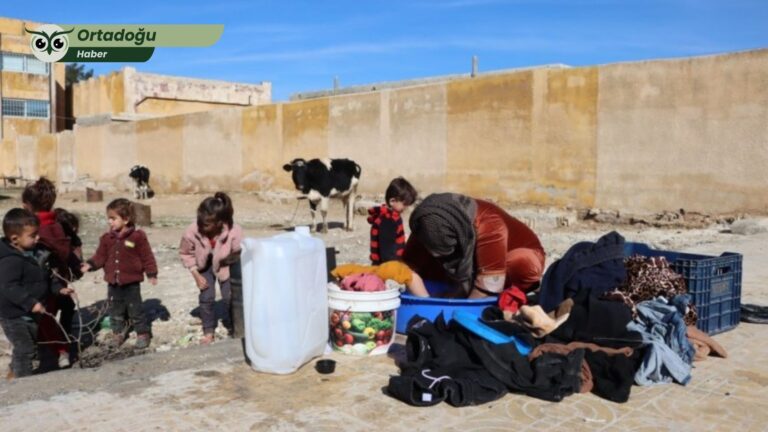 Kobani’ye abluka: 600 bin sivil insani krizle karşı karşıya