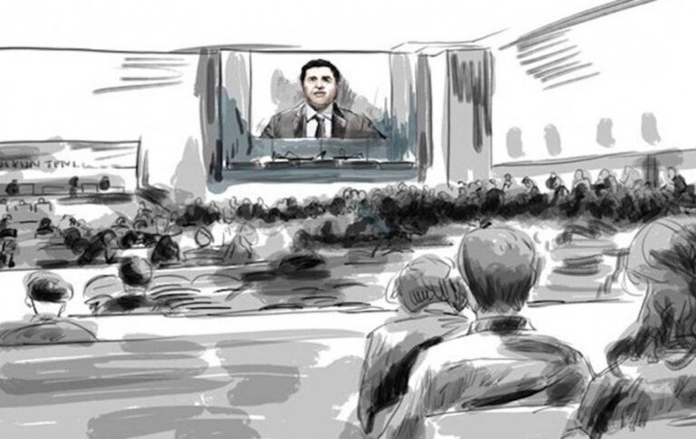 Kobani davasını izleyen 7 gazeteciye “ses ve görüntü kaydı” suçundan ceza