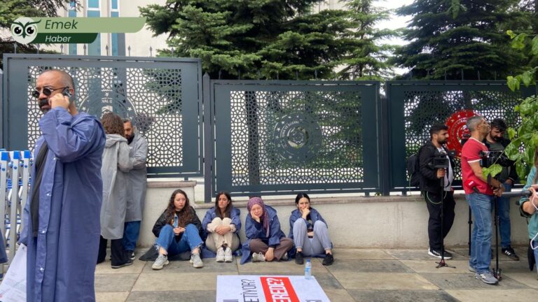 Ankara’da bakanlık önünde öğretmenlere polis müdahalesi: 8 gözaltı sonrası tüm öğretmenler serbest bırakıldı