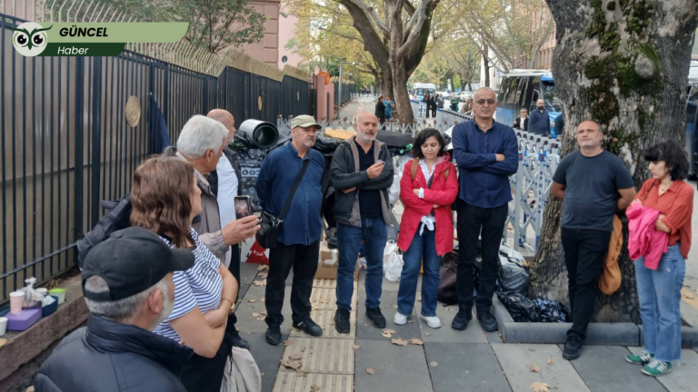 Adalet Peşinde Aileler Bakanlık önünde nöbetini sürdürüyor