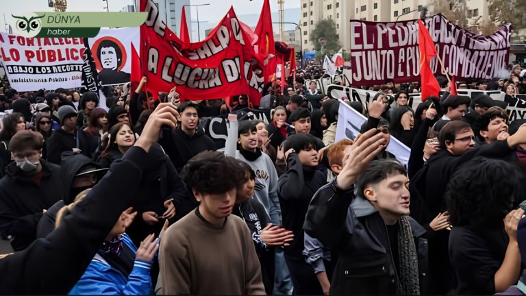 Santiago’da eğitim kesintilerine karşı protesto: Polis ile göstericiler arasında çatışma çıktı